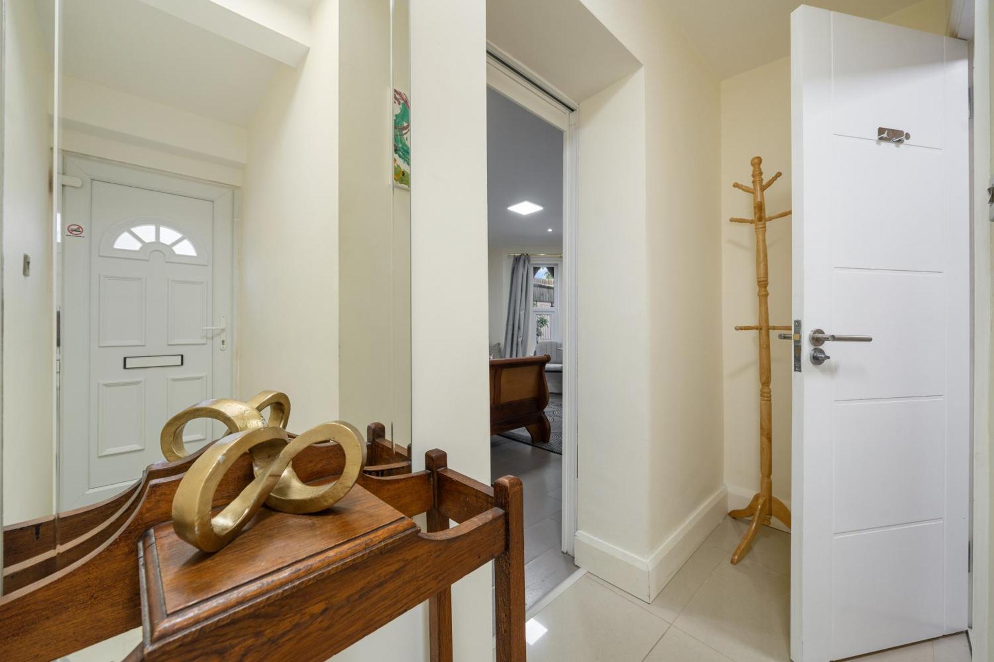 Leamington Park Studio With Parking London Exteriör bild