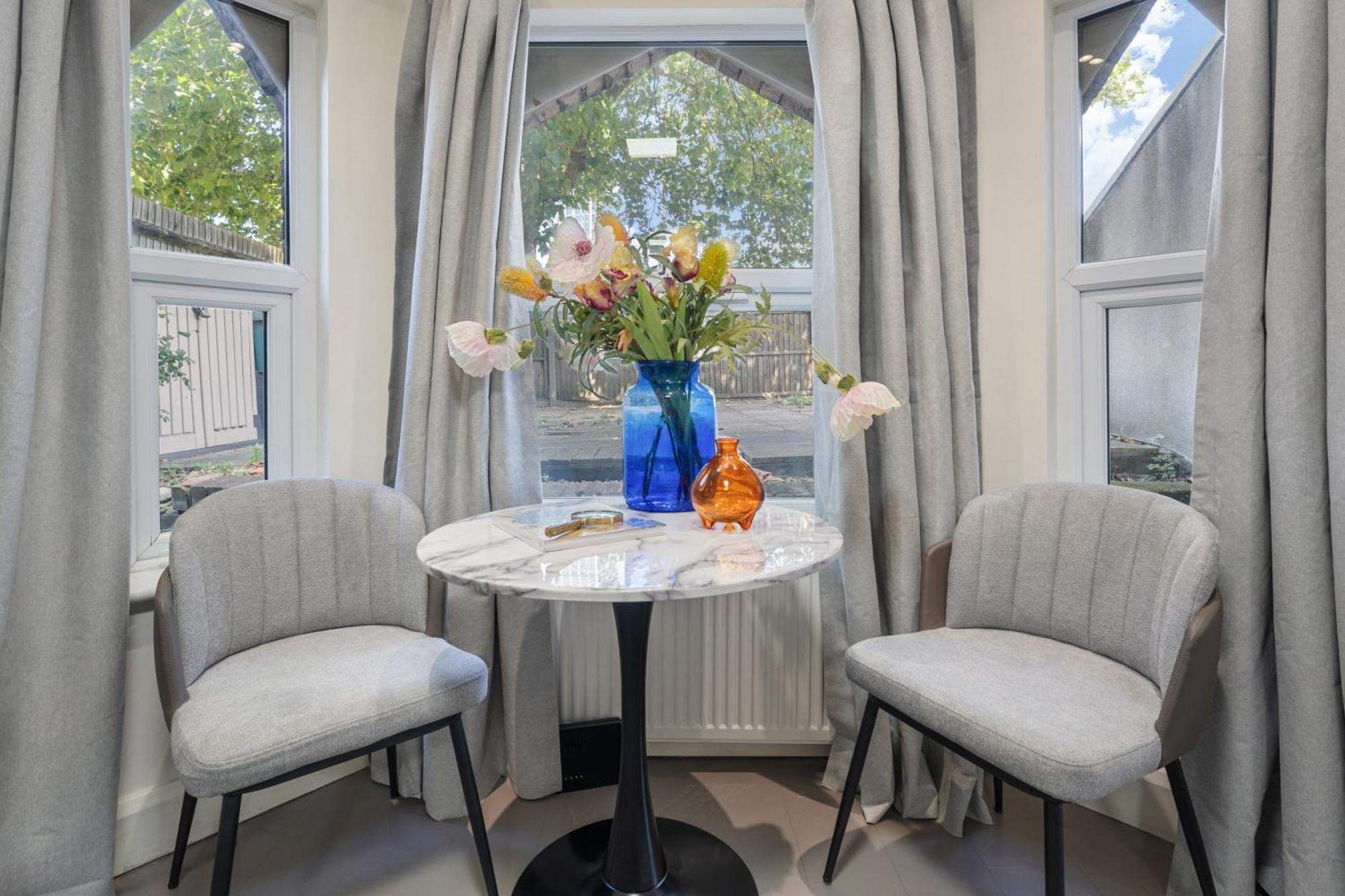 Leamington Park Studio With Parking London Exteriör bild