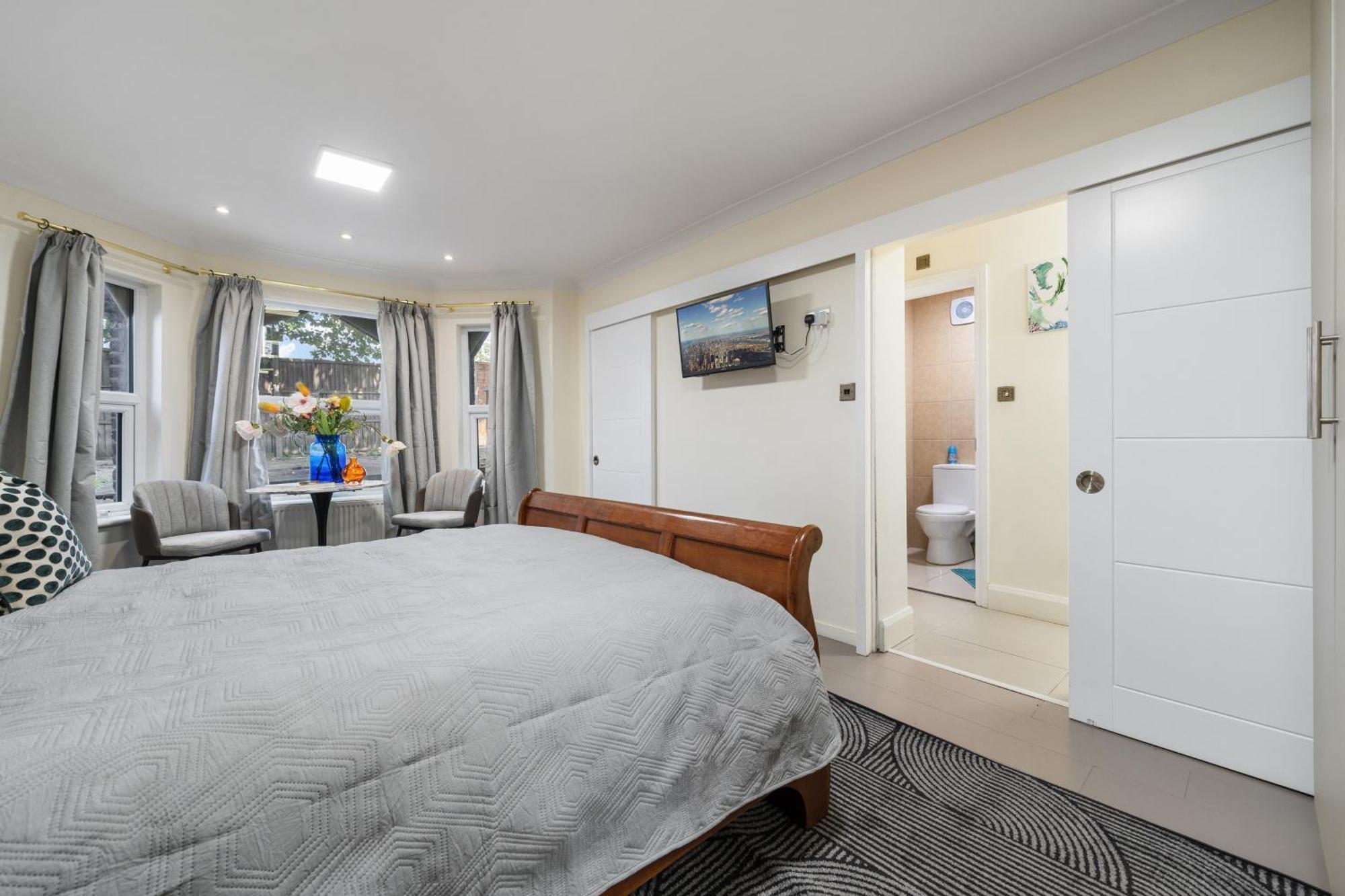 Leamington Park Studio With Parking London Exteriör bild
